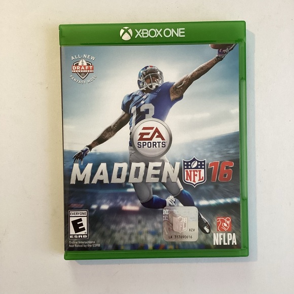 4 /💲20 🤑 Madden 16 NFL XBOX ONE game - Picture 1 of 3